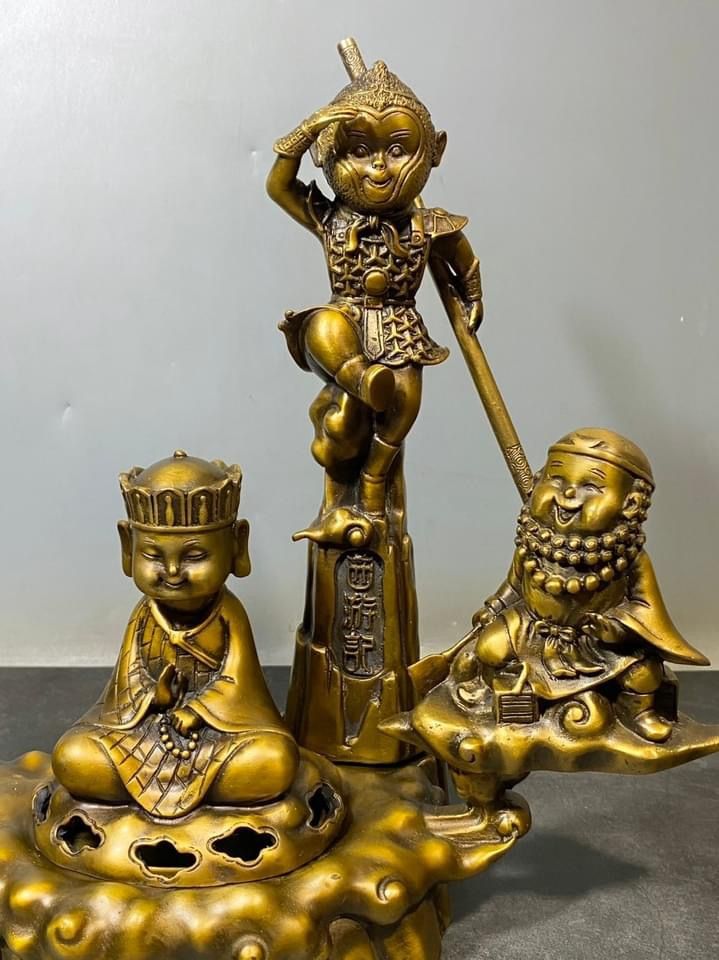 Bộ tề thiên nhỏ cao 28 ngang 38 nặng 3,6 kg