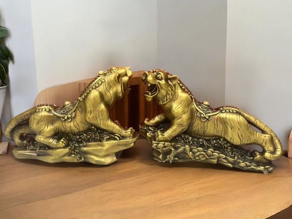 Tượng hổ phong thuỷ đế tùng lưng dây tiền