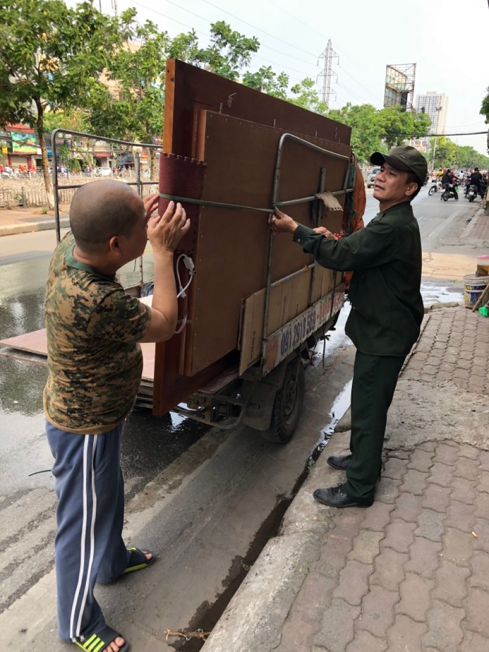 tranh thuận buồm xuôi gió