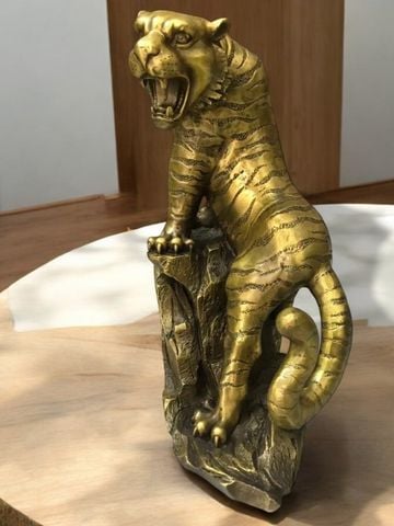 Tượng hổ phong thuỷ Hổ vươn đá kt cao 42cm