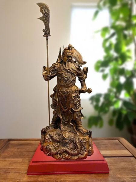 Tượng quan công bằng đồng cao 47 nặng 9,8kg