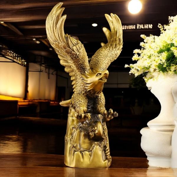 Quà tặng sếp: Tượng đại bàng bằng đồng