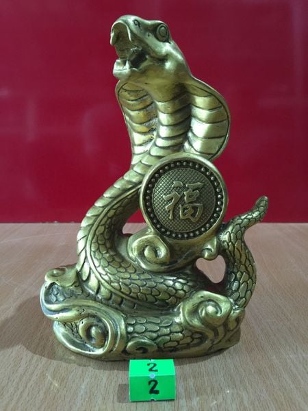 Tượng  Rắn phong thủy bằng đồng