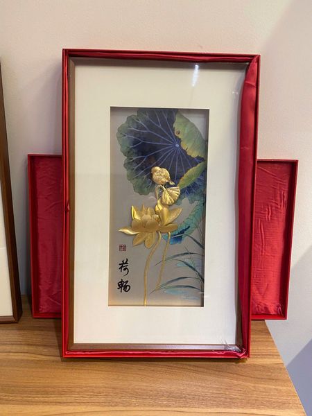 Tranh hoa sen mạ vàng 24k - Kim Liên Tước Vũ 40x65cm