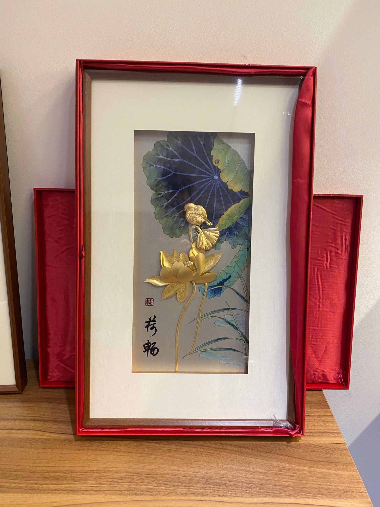 Tranh hoa sen mạ vàng 24k - Kim Liên Tước Vũ 40x65cm