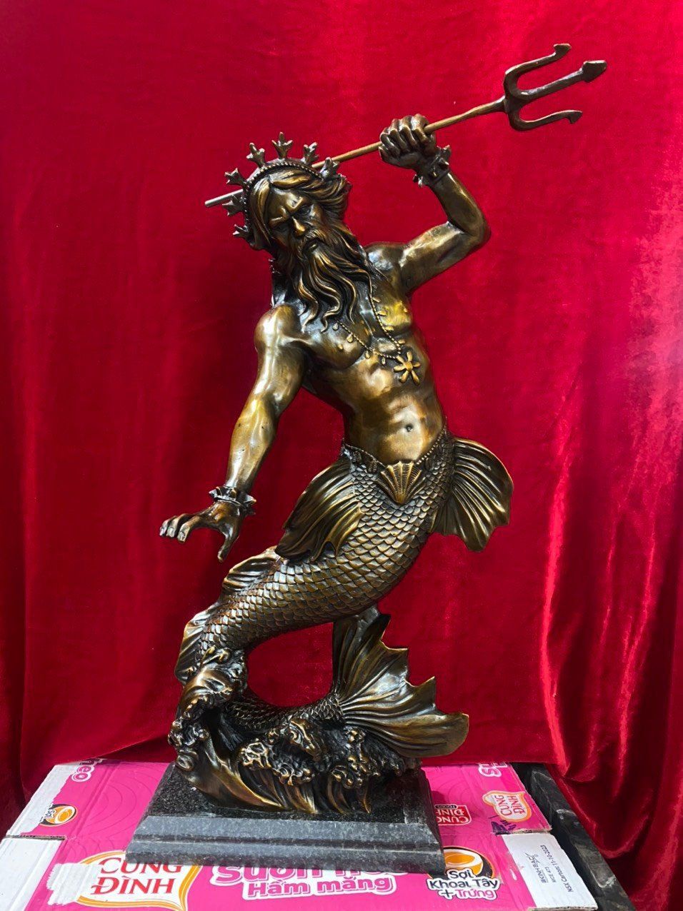 Thần biển