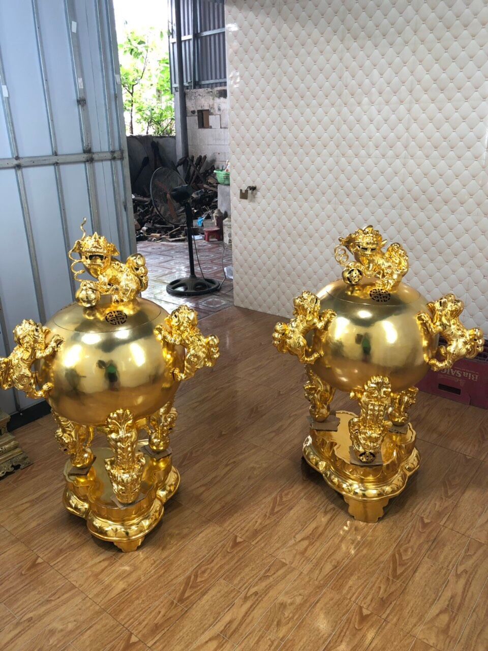 Đỉnh đồng đỏ thất lân vờn cầu 1m2 100kg thếp vàng 24k