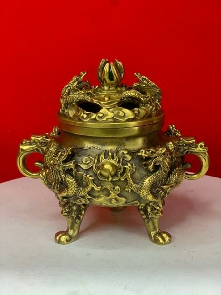 Lư xông trầm lắp ngọc loại to cao 16 ngang 18