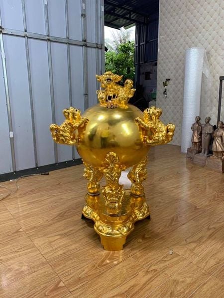 Đỉnh đồng đỏ thất lân vờn cầu 1m2 110kg  thếp vàng