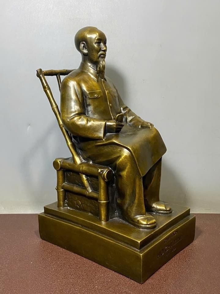 Tượng Bác Hồ 25cm