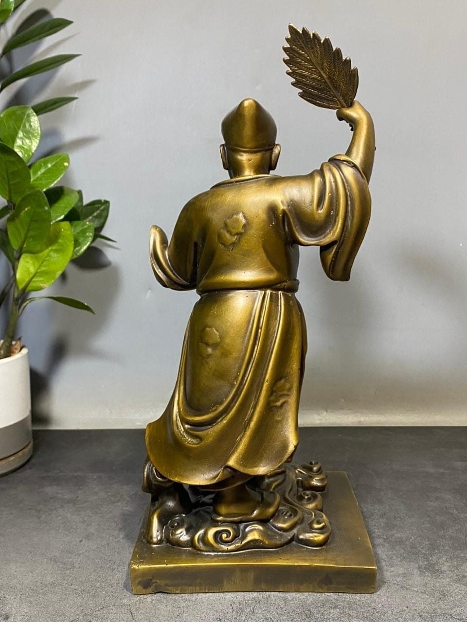 Tượng tế công cao 30cm nặng 4,9kg