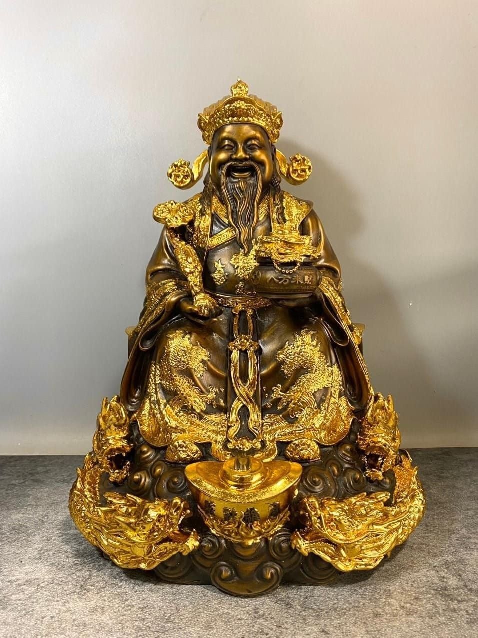 Ông Thần Tiền dâng tiền Cao 40 nặng 18kg