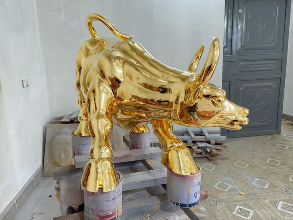 Trâu vàng bằng đồng dát vàng 24k cỡ đại