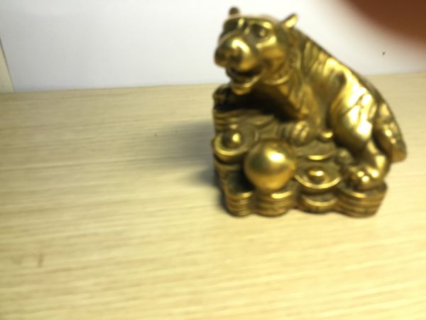 Tượng 12 con giáp bằng đồng