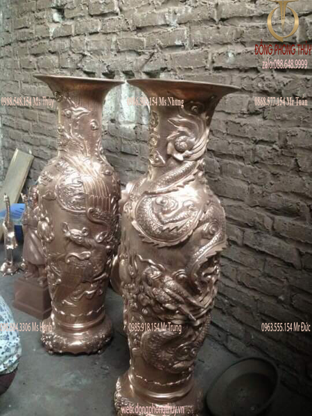 Lộc bình bằng đồng đỏ 1m73 nặng 3 tạ đồng đỏ
