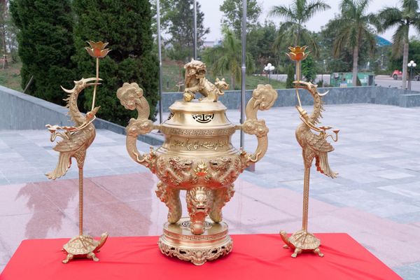 Bộ đỉnh đồng ngũ sự 65cm nặng 36kg