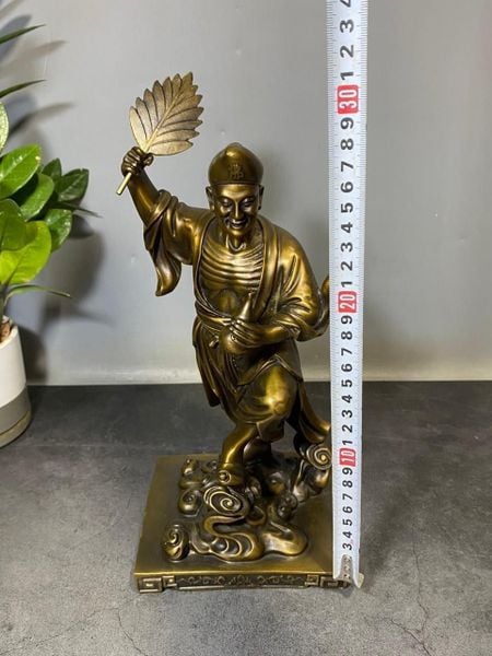 Tượng tế công cao 30cm nặng 4,9kg