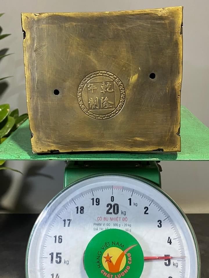 Tượng tế công cao 30cm nặng 4,9kg