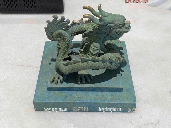 Ấn rồng Hoàng Đế Chi Bảo bằng đồng tem xanh