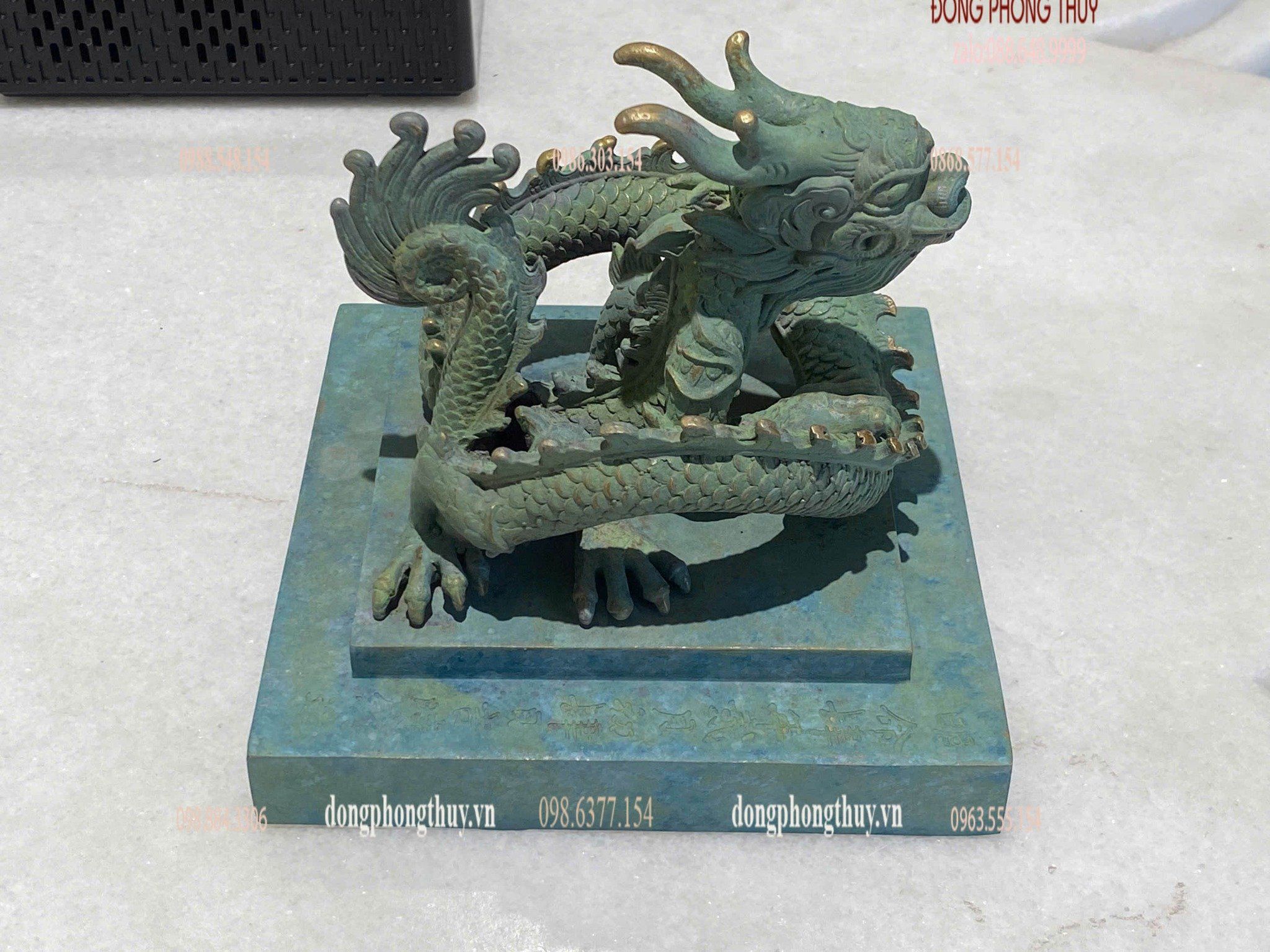 Ấn rồng Hoàng Đế Chi Bảo bằng đồng tem xanh