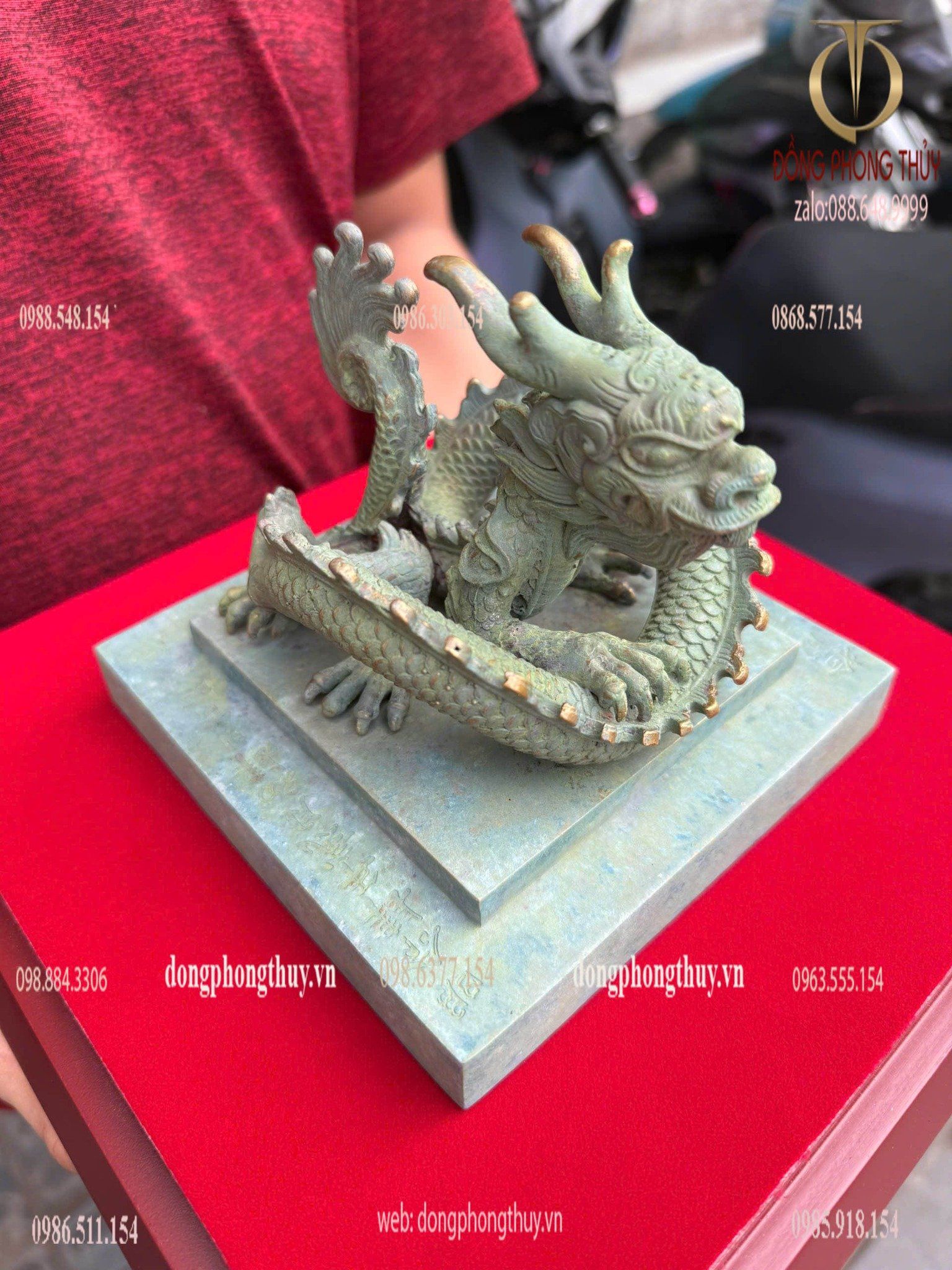Ấn rồng Hoàng Đế Chi Bảo bằng đồng màu xanh khoáng