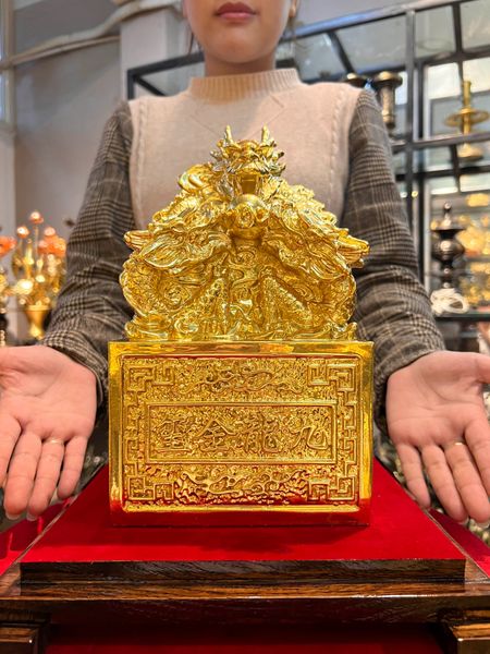 Ấn rồng bằng đồng dát vàng 24k cao 15 ngang 154 nặng 3,5 kg