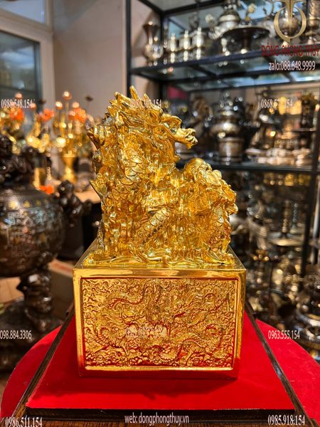 Ấn rồng bằng đồng dát vàng 24k cao 15 ngang 154 nặng 3,5 kg