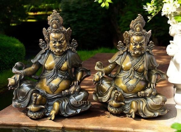 Tượng ông Hoàng Thần Tài bằng đồng cao Cao 43 ngang 28 sâu 23 nặng 13kg