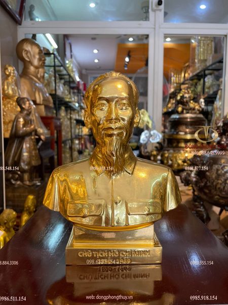 Tượng Bác Hồ dát vàng 24K cao 23cm