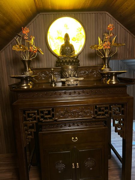 Đồ thờ bằng đồng