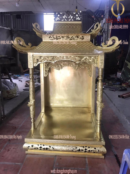 Ban thờ thần tài bằng đồng