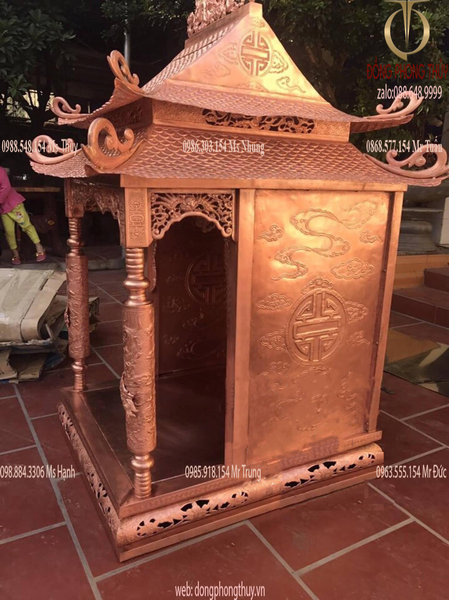 Ban thờ thần tài bằng đồng