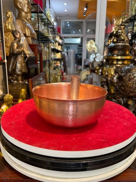 Bát tô bằng đồng đỏ gò thủ công