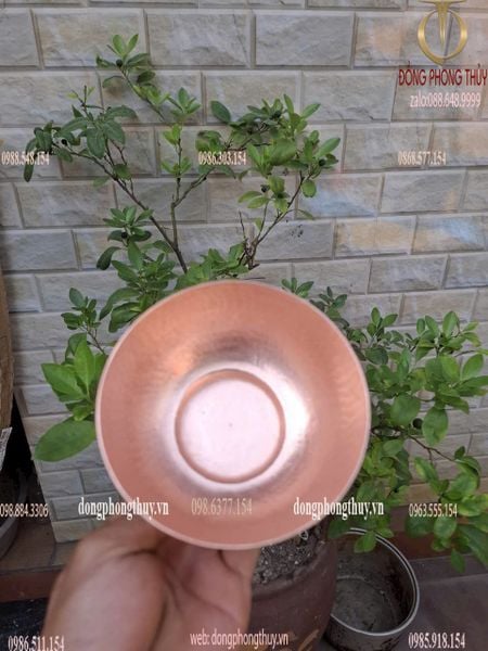 Bát đồng đỏ gò thủ công