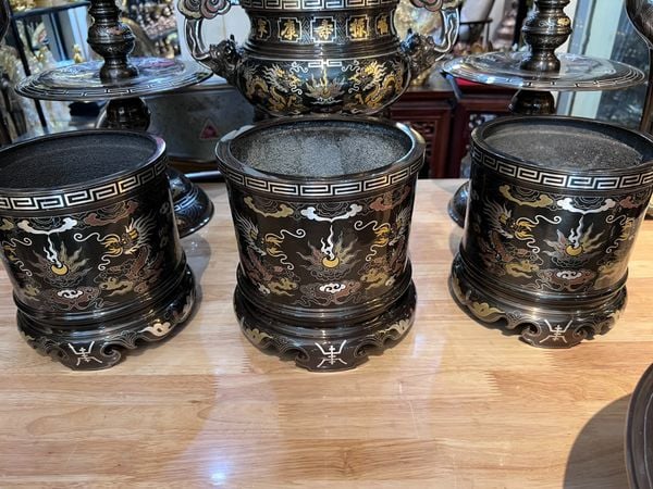 BỘ 3 BÁT HƯƠNG ĐỒNG ĐỎ KHẢM NGŨ SẮC