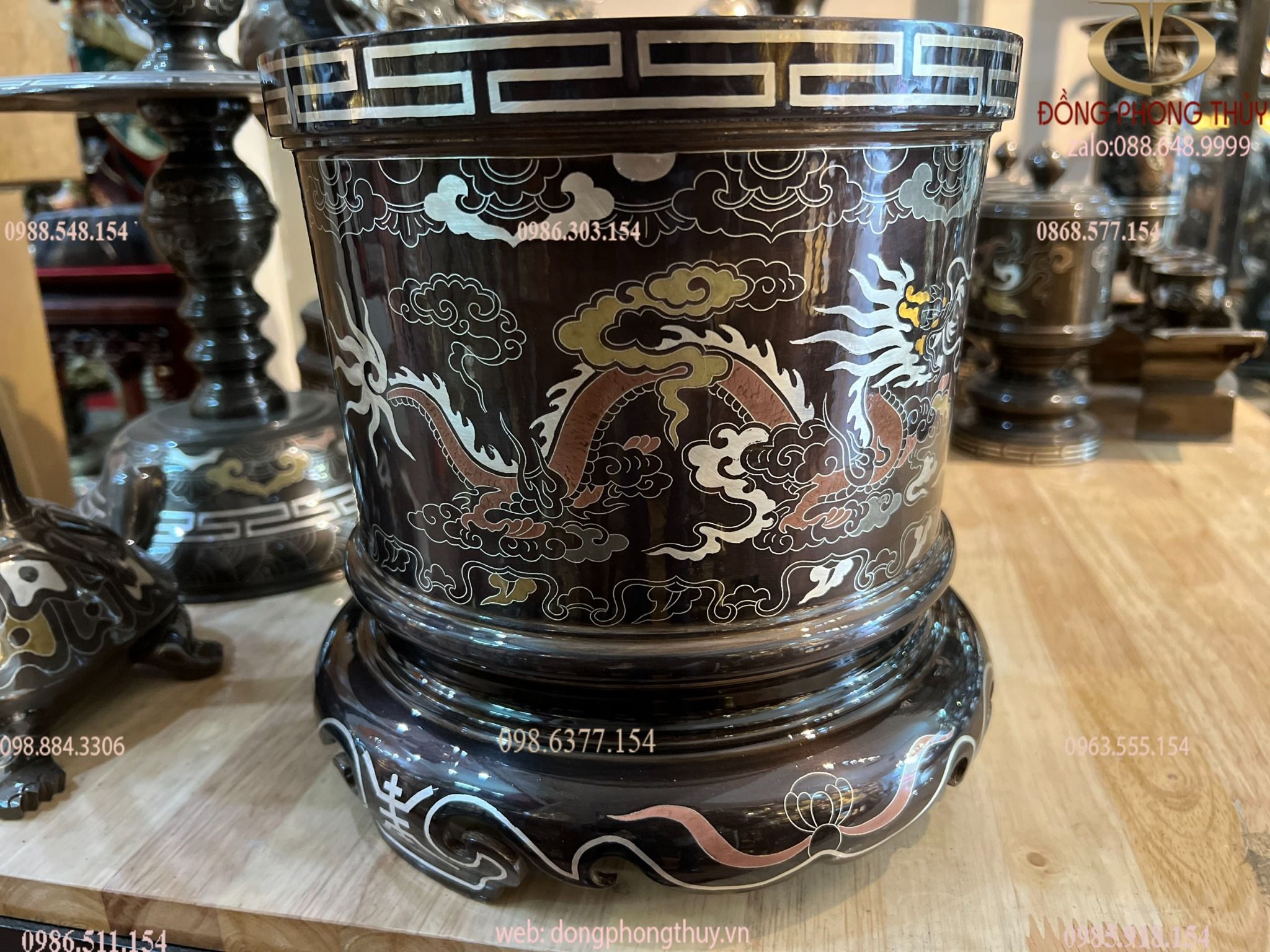 Bát hương đông 23cm khảm ngũ sắc