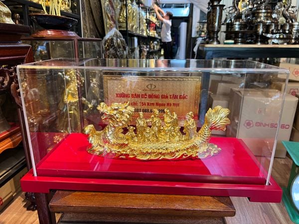 Bát tiên quá hải bằng đồng dát vàng 24k