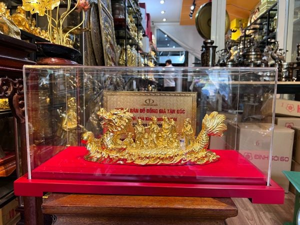 Bát tiên quá hải bằng đồng dát vàng 24k
