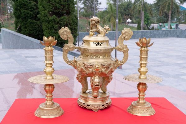 Bộ đỉnh đồng ngũ sự 65cm nặng 36kg