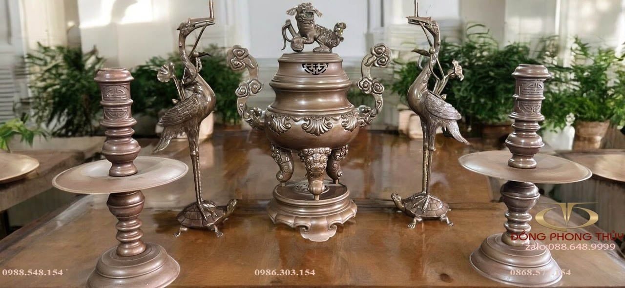 Bộ đỉnh đồng - bộ ngũ sự dáng cổ mẫu cổ