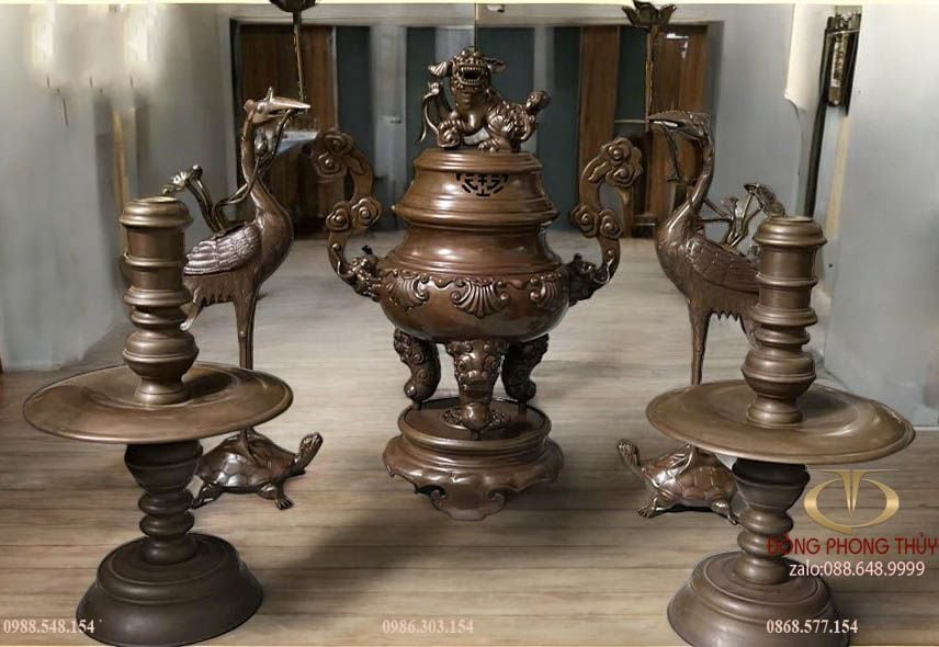 Bộ đỉnh đồng - bộ ngũ sự dáng cổ mẫu cổ