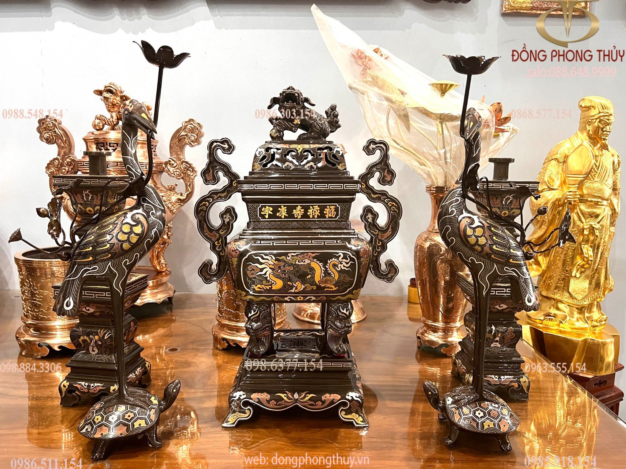 Bộ đỉnh đồng vuông khảm ngũ sắc dáng cổ