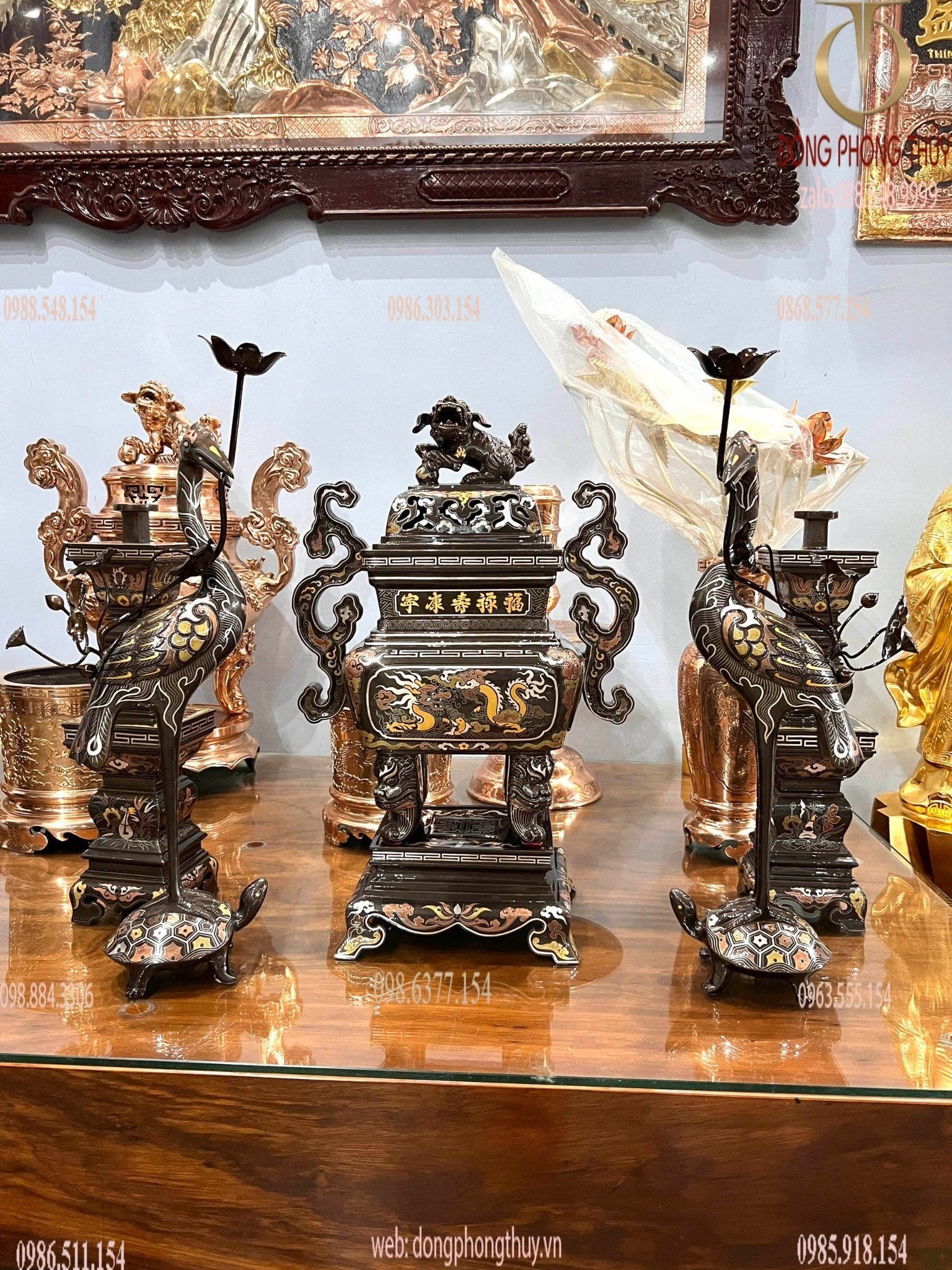 Bộ đỉnh đồng vuông khảm ngũ sắc dáng cổ