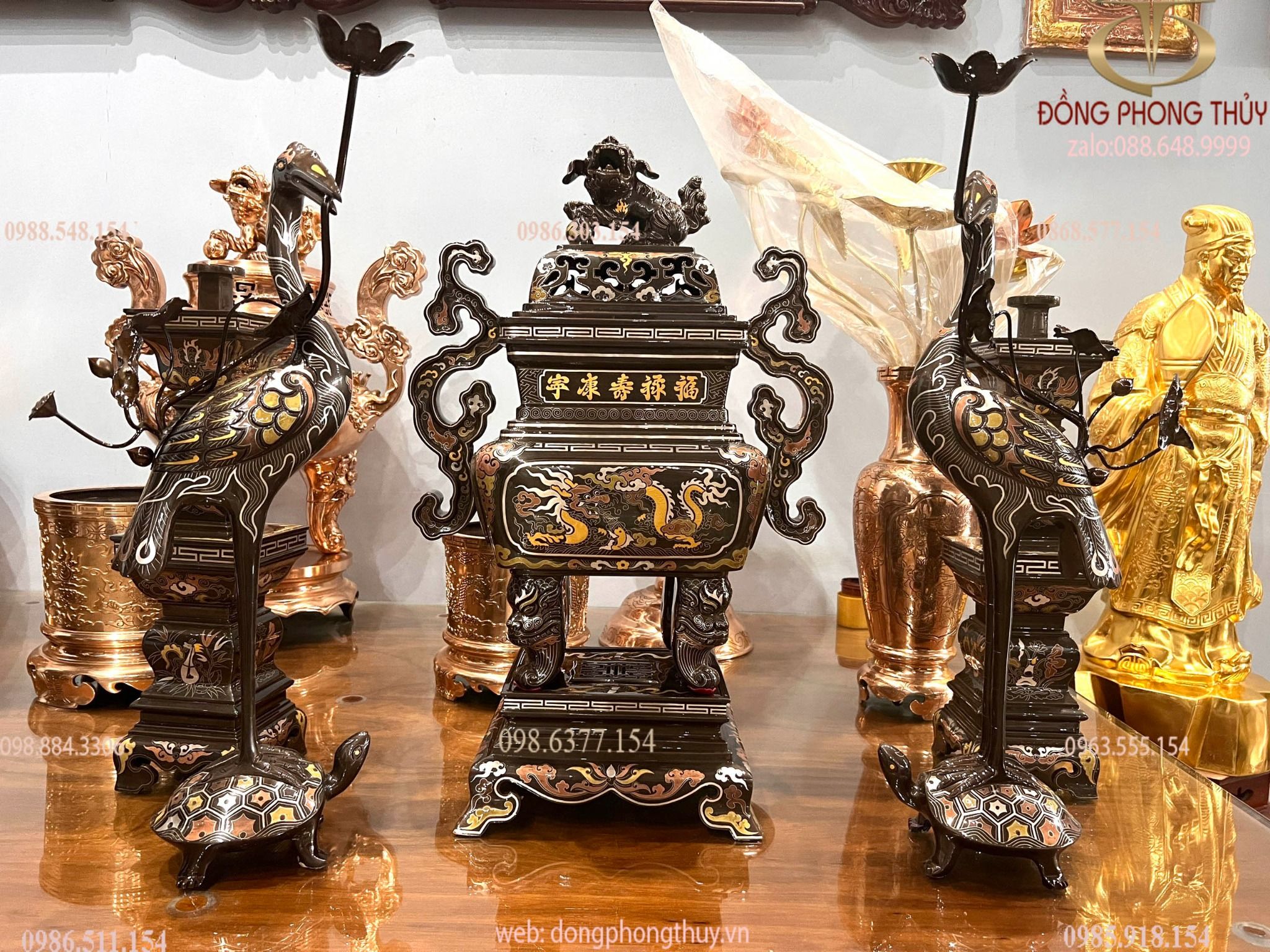 Bộ đỉnh đồng vuông khảm ngũ sắc dáng cổ