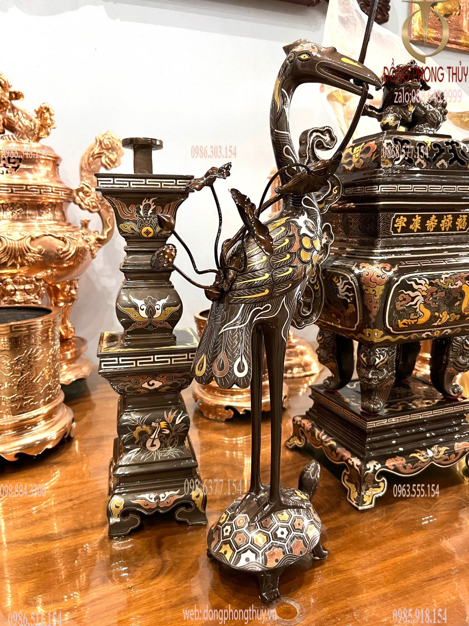 Bộ đỉnh đồng vuông khảm ngũ sắc dáng cổ