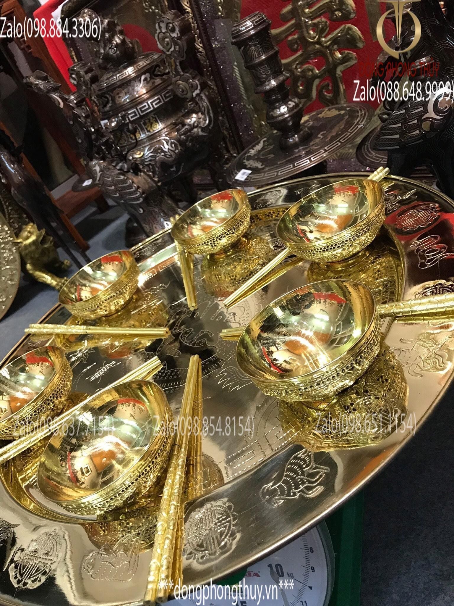 Bộ Mâm Bát Đũa Bằng Đồng Trạm
