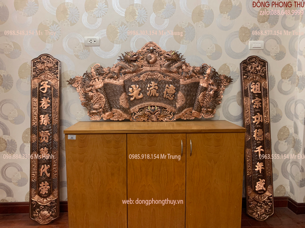Cuốn thư câu đối 1m35 đồng đỏ có sừng và râu