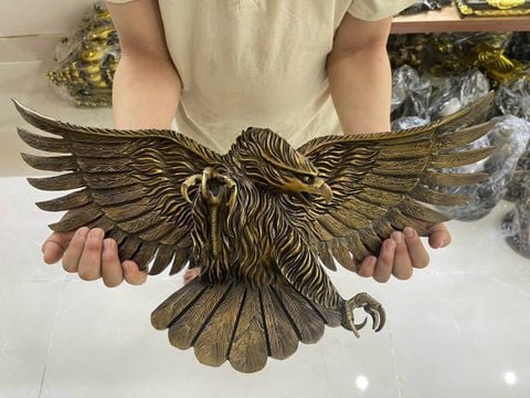 Quà tặng sếp: Tượng Đại bàng treo tường ngang 60 nặng 9kg