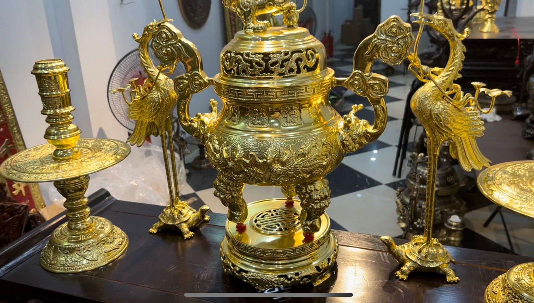 Bộ ngũ sự 60 dát vàng