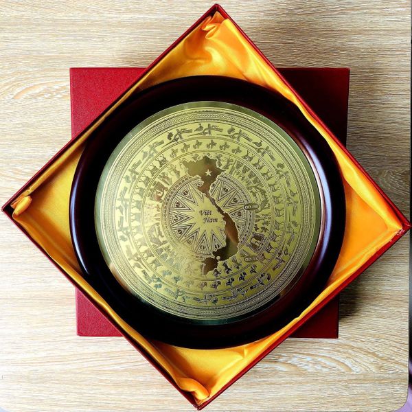 Quà lưu niệm: Tranh đĩa Mặt trống đồng lưu niệm